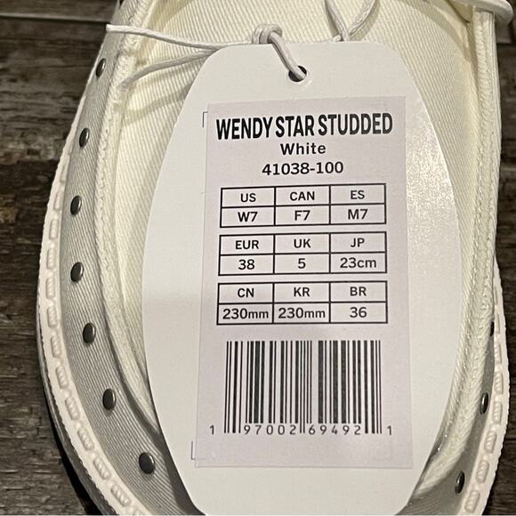 Hey Dude Shoes Womens Size 7 Wendy Star Studded White Comfy Beach Casual NEW - Picture 11 of 15